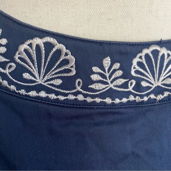 Lilly Pulitzer Navy Blue White Embroidered Seashell Dress - Picture 7 of 8